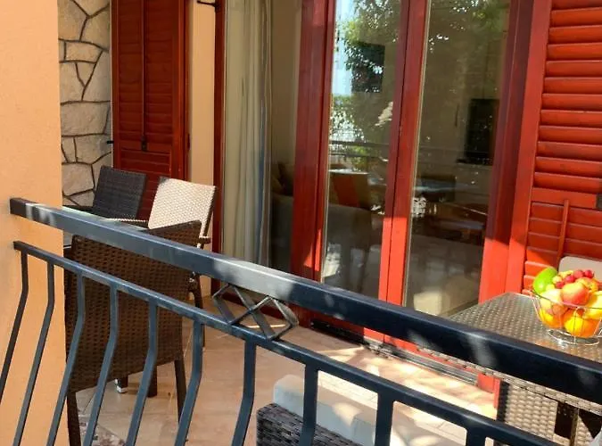Apartman Plazs 41 *